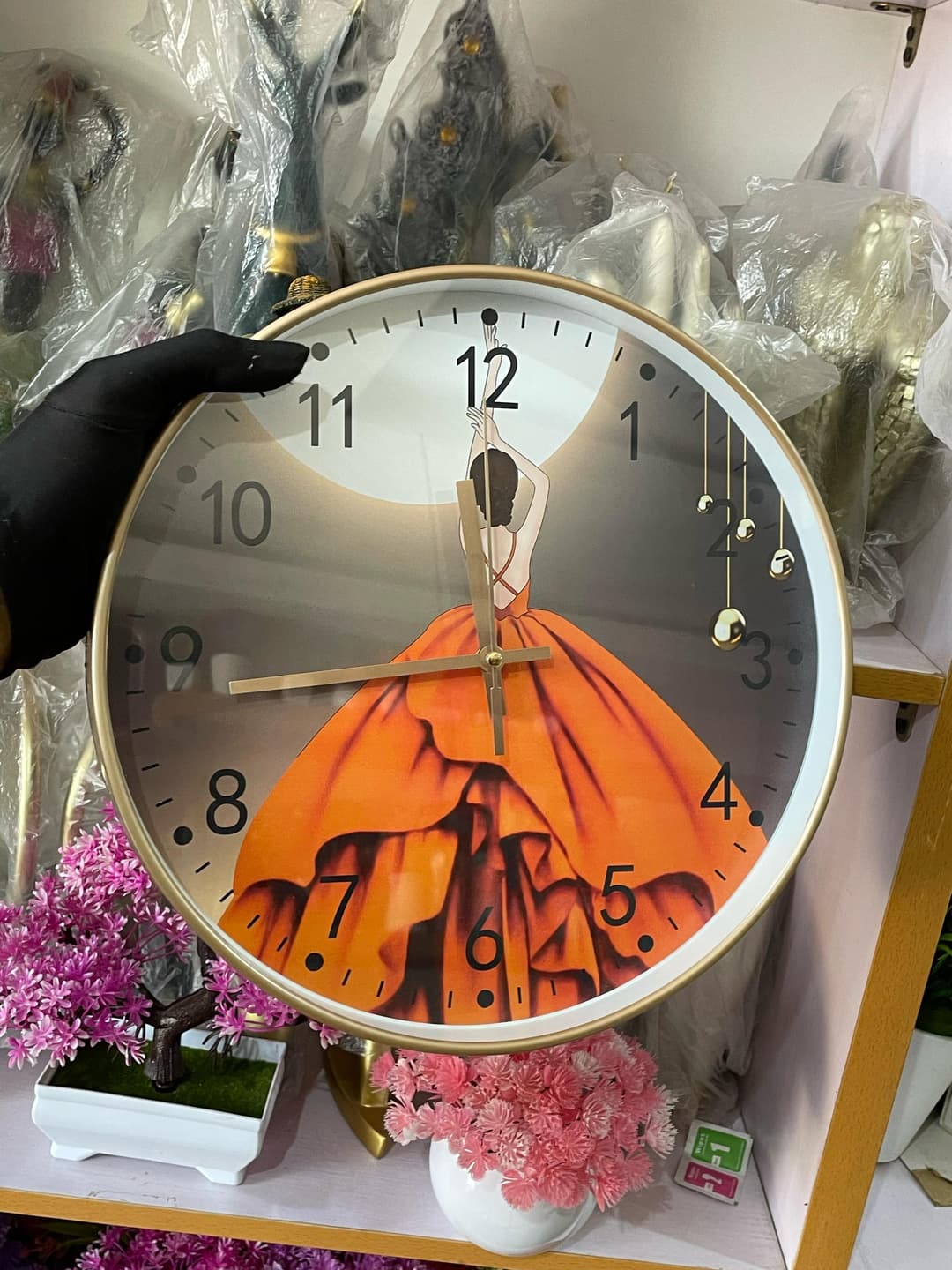 Portable wall clock 
