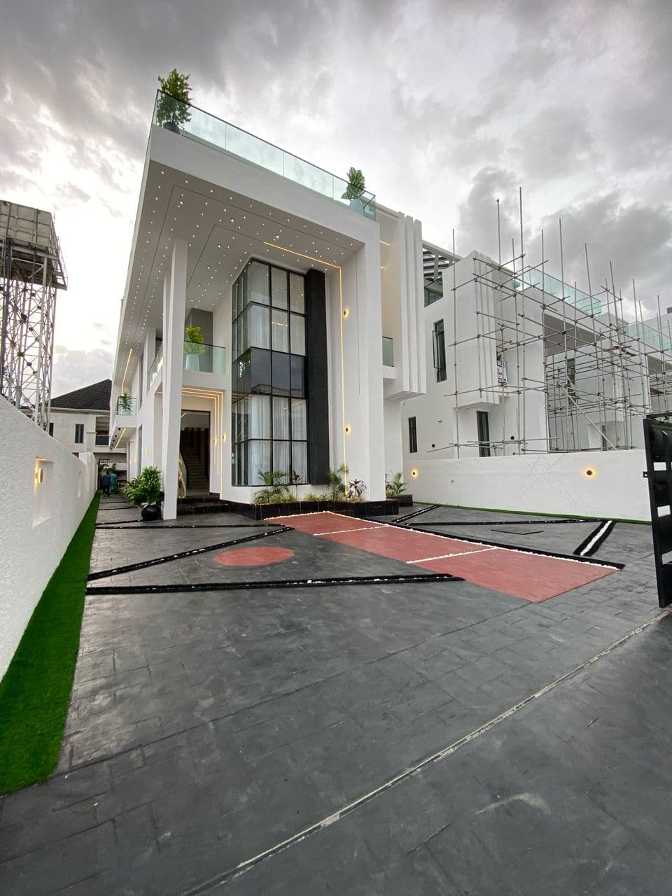 5bedroom full detached duplex in lekki